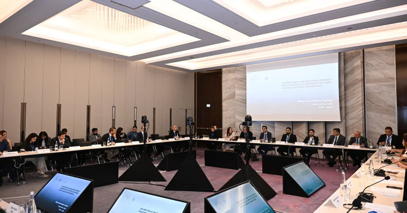 “Binaların Enerji Səmərəliliyinin Sertifikatlaşdırılması və Rəqəmsal Tikinti Pasportları” Dəyirmi masa