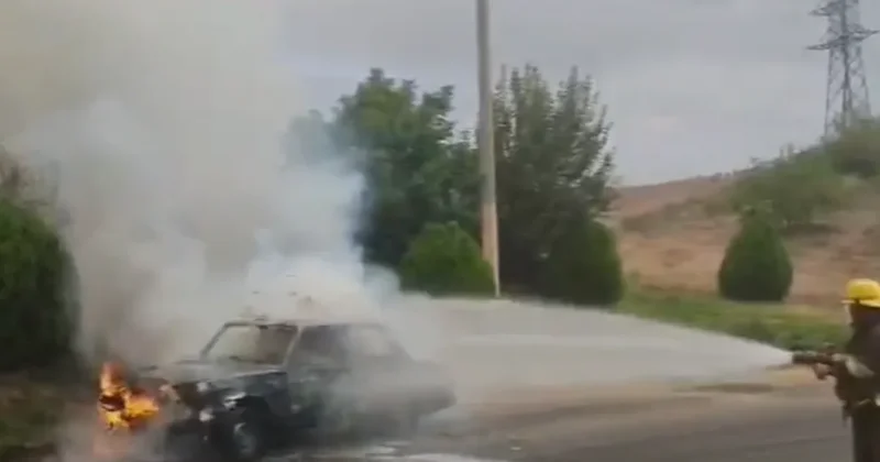 Şərurda maşın yandı