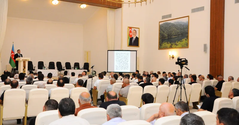 Göygöldə fermerlərin sualları cavablandırılıb