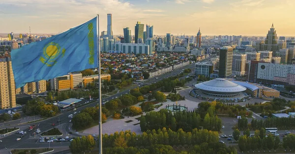Qazaxıstan Rusiya Ukrayna danışıqlarını təşkil etməyə hazırdır