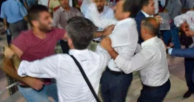 Ağstafada toyda dava, 48 yaşlı kişi bıçaqlandı