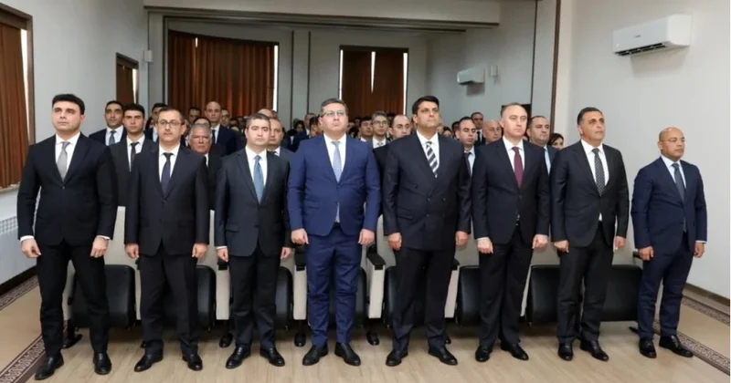 Naxçıvan MR İqtisadiyyat Nazirliyində “Konstitusiya və Suverenlik İli” ilə əlaqədar tədbir keçirilib