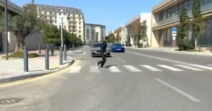 Piyadalar yolu necə keçməlidir? Yol polisi qaydaları açıqladı VİDEO