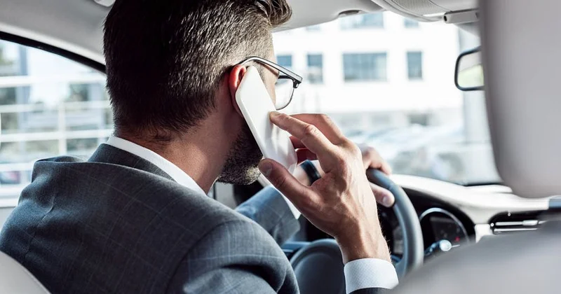 Telefonlarımız dinlənir, yazışmalarımız oxunur? Görünməz casuslar iş başında