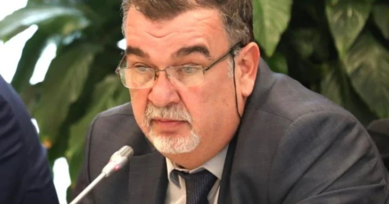 Hakim məhkəmə zalında GÜLLƏLƏNDİ