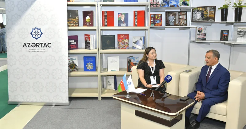 Kərim Tahirov: Kitab sərgisi mütaliəetmə sevgisi oyadır
