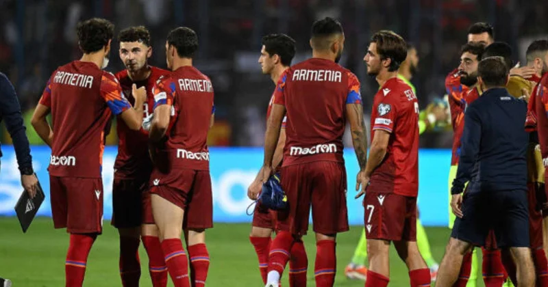 FIFA Ermənistanı cərimələdi