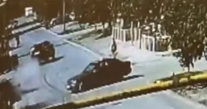 Yolayrıcında qayda pozan sürücülər qəza törətdi; piyada öldü DYP dən REAL VİDEO