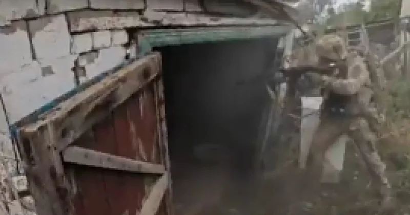 Украинцы зачистили Сичневое от россиян видео