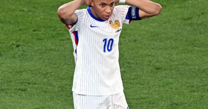 Mbappe Fransa yığmasının məşqini buraxıb SƏBƏB