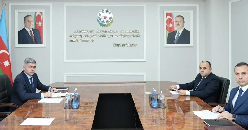 Ədliyyə nazirinin müavini bölgələrdə yaşayan vətəndaşların müraciətlərini dinləyib