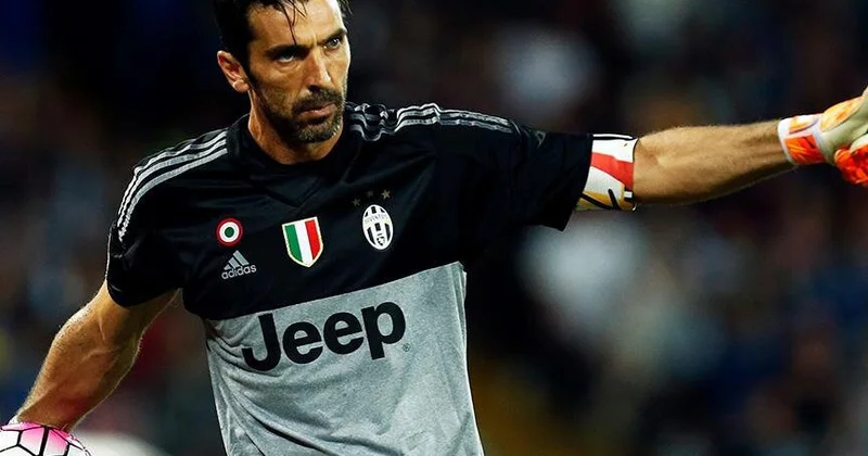 Buffon İtaliyanın 2026 cı il dünya çempionatına vəsiqə qazanmaq şanslarını dəyərləndirib
