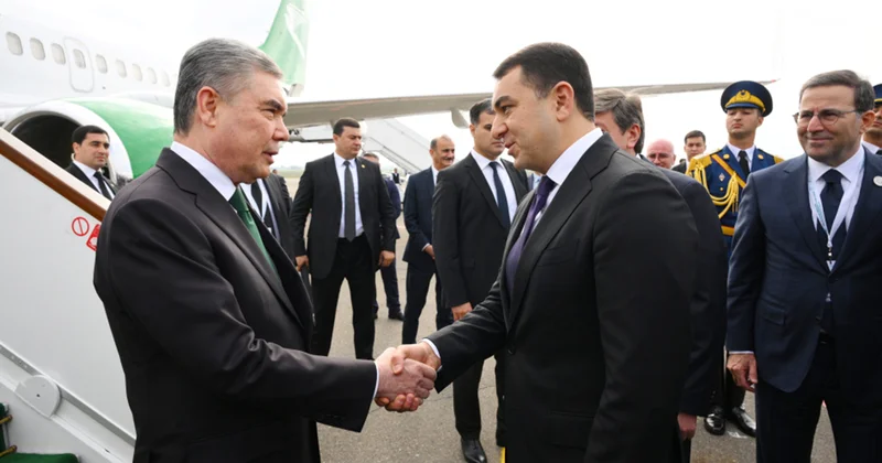 Berdiməhəmmədov Qəbələdədir Fotolar