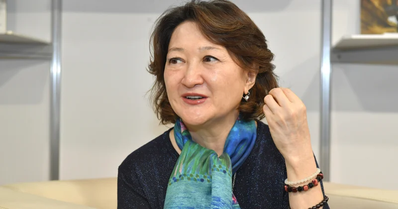 Aktotı Raimkulova: Ədəbiyyat xalqların mənəvi birliyinin mühüm alətidir
