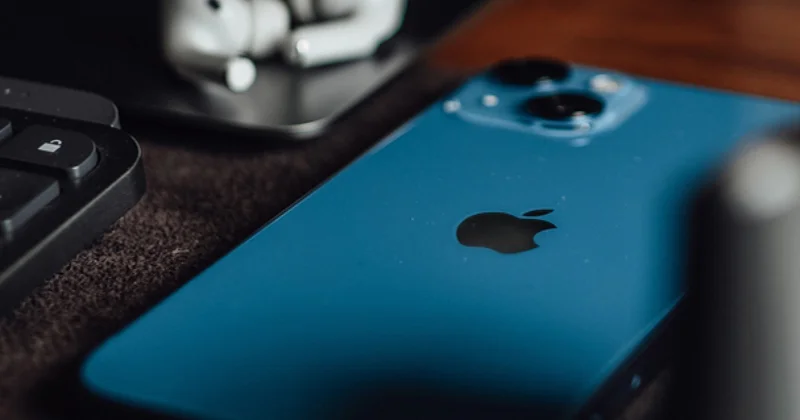 Франция начала расследование против Apple