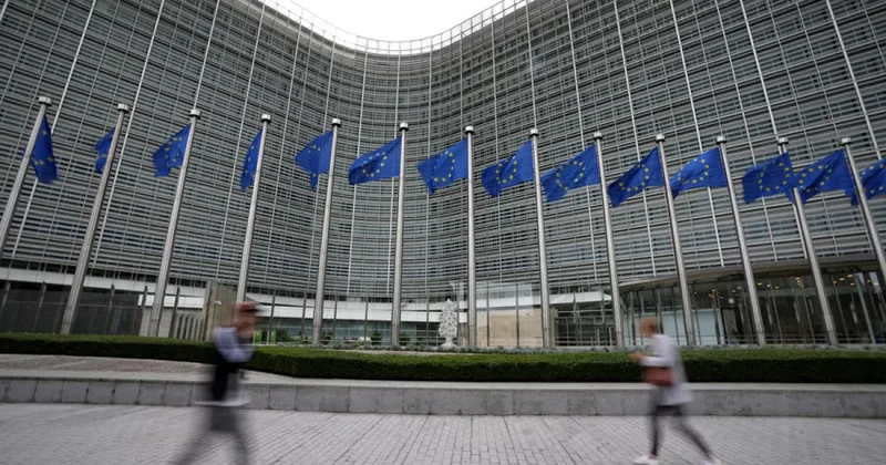 FT: Евросоюз намерен ограничить передвижения российских дипломатов