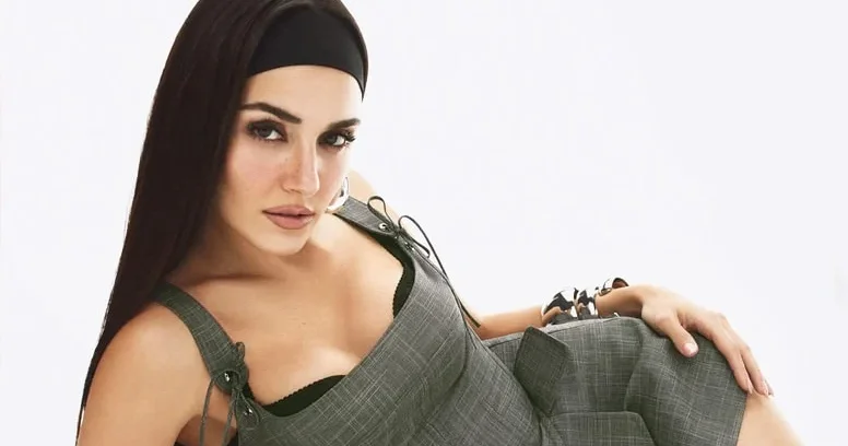Hande Erçel ən böyük arzusunu açıqladı