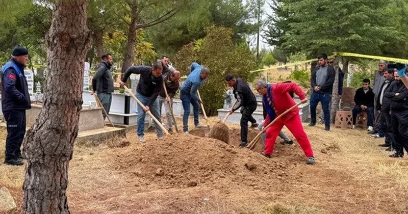 Morqda faciəvi səhv Dəfn edilən meyit məzardan çıxarıldı