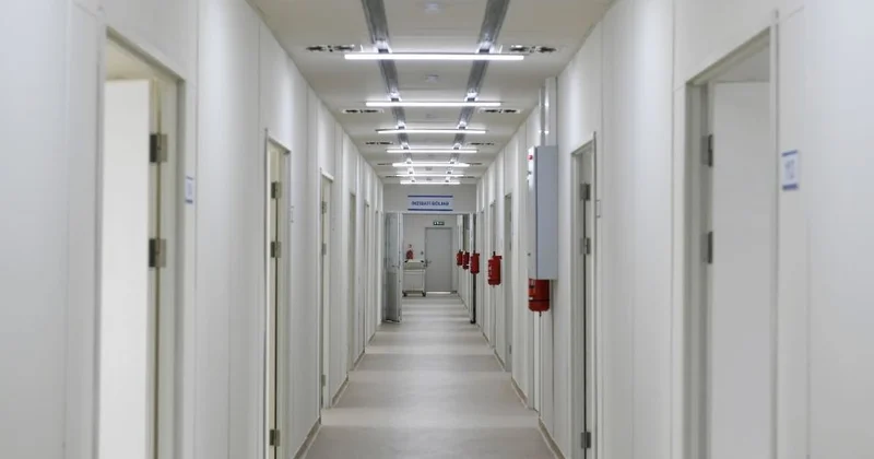 Keçmiş həyat yoldaşına 11 bıçaq zərbəsi vuran şəxs intihara cəhd edib