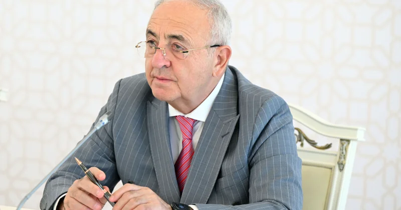 Asəf Hacıyev: Süni intellekt həyatımıza rahatlıqla yanaşı, bir sıra problemlər də gətirə bilər