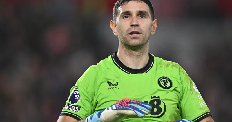 “Mançester Yunayted” Emiliano Martinezi transfer etmək istəyir