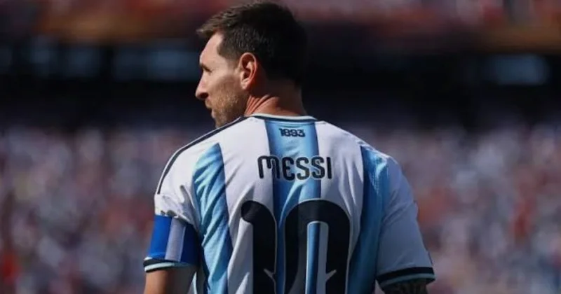 “Messi futboldan gedir, amma...”