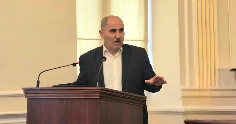 Azər Həsrət: “Azərbaycanda manqurtlaşan kəsim var”
