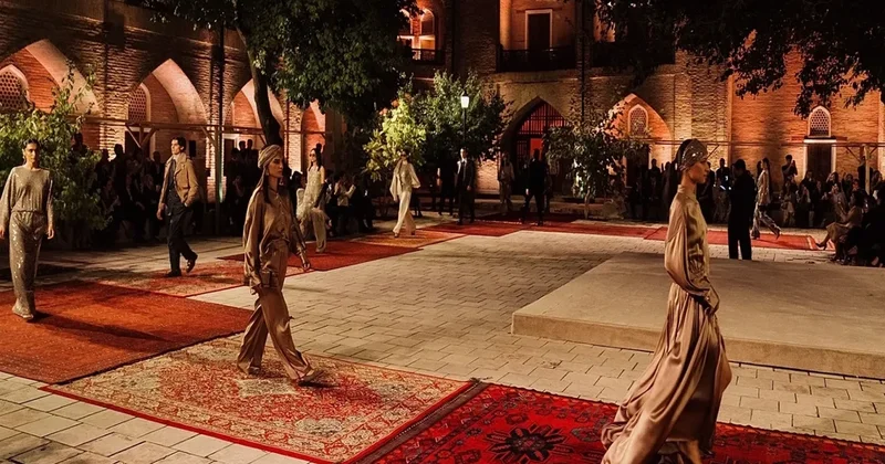 Payız qış moda kolleksiyası mədrəsədə nümayiş olundu