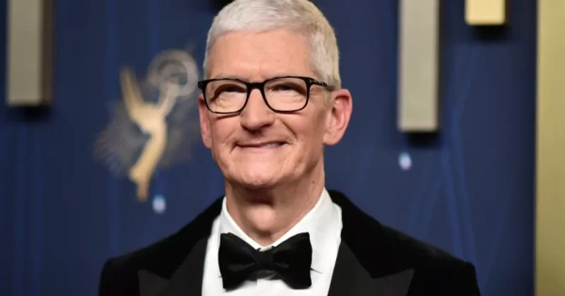Тим Кук продал акции Apple на сумму около 64 млн долларов