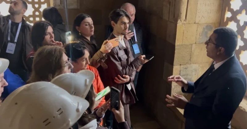 Dövlət Turizm Agentliyi “Diri Baba” türbəsinə mediatur təşkil edib