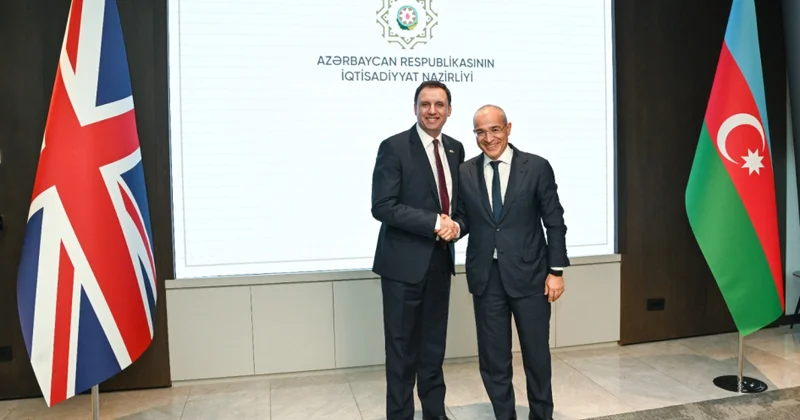 2029 cu ildə Yaşıl Enerji Dəhlizi üzrə yekun investisiya qərarına nail olmaq hədəfi də qeyd olunub İQTİSADÇI