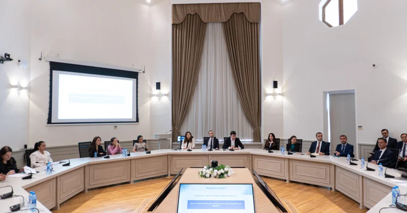 İş mühitində sağlam rəqabət və əməkdaşlığın rolu mövzusunda təlim təşkil olunub