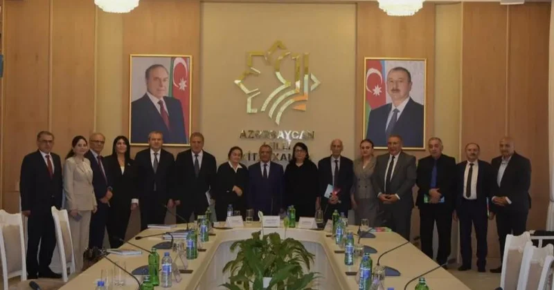 Professor Şirməmməd Hüseynovun “İstiqlal söhbətləri” kitabının təqdimat mərasimi keçirilib