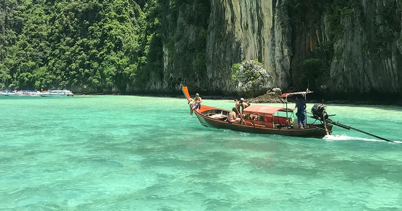 Tayland turist vergisi tətbiq edəcək
