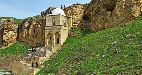 Diri Baba türbəsinin adı necə yaranıb? Maraqlı faktlar