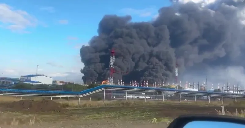 ВСУ второй раз в течение недели ударили по крупнейшему в России нефтяному хабу в Самарской области