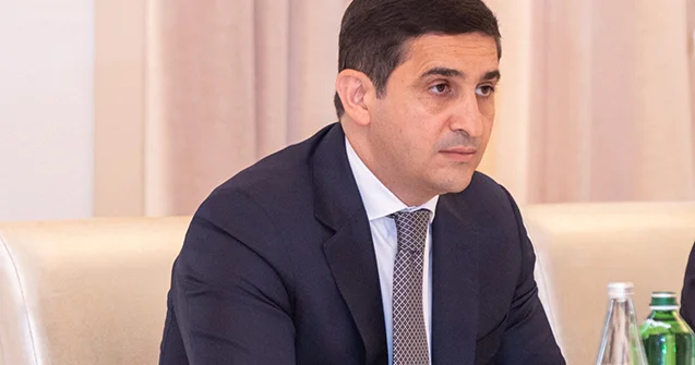 Məhkumlar niyə iş tapa bilmir? Ədliyyə naziri səbəbi açıqladı