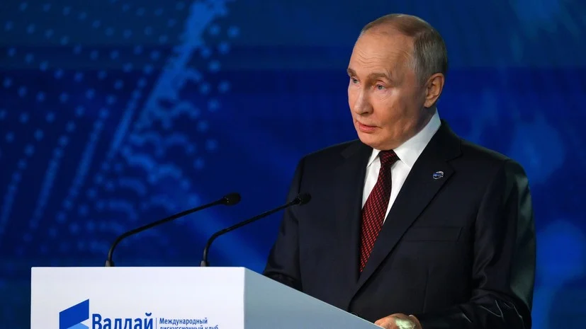 Putin: Axmaq adam ABŞda hakimiyyətin başında ola bilməz Doğru Xəbərlər