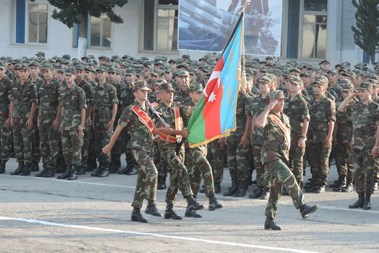 Hərbi xidmətdən ehtiyata buraxılanlarla bağlı yeni qərar