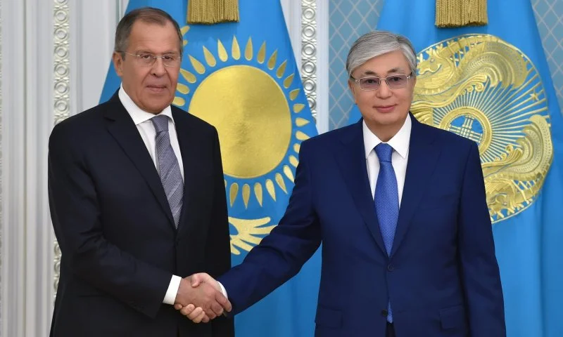 Lavrov və Tokayev Putinin Qazaxıstana səfərini müzakirə edib