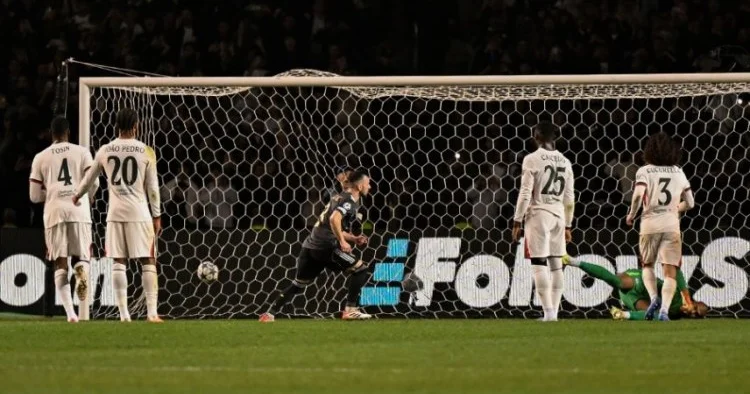 Momani Qarabağ ın Çelsi yə qarşı mübarizəsini təsvir etdi FOTO