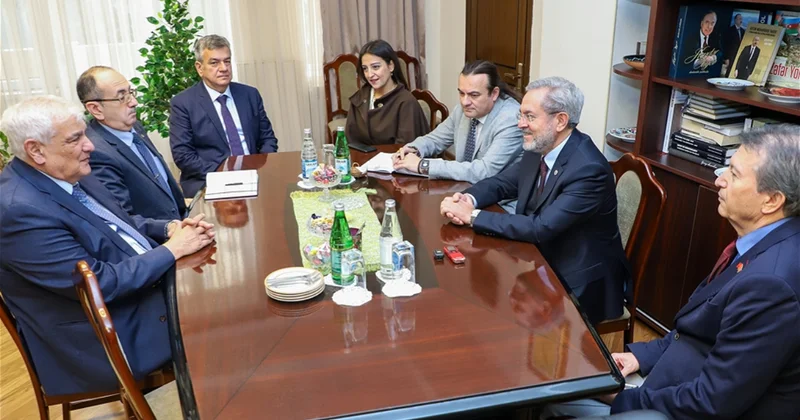 Ankara Universitetinin rektoru ADU da olub FOTOLAR