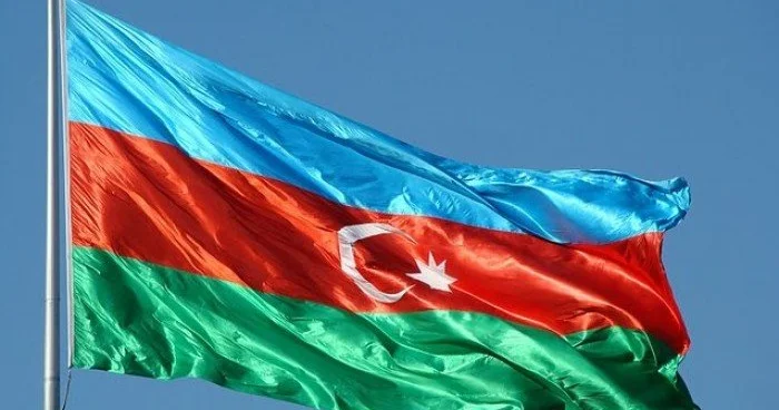 Qürur mənbəyimiz Azərbaycan Bayrağı