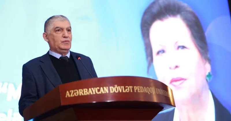 Zəfər yolumuz yanan ürəyin türkülərində