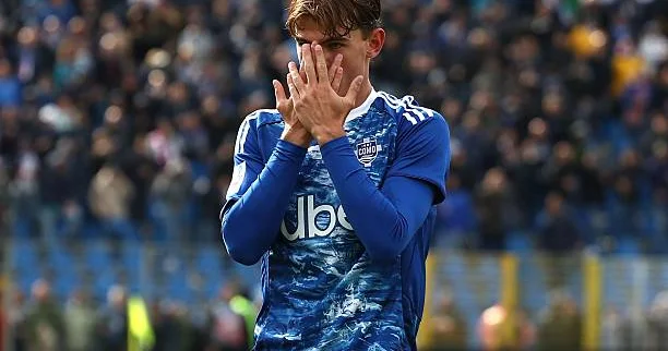 Premyer Liqa nəhəngi argentinalı futbolçu transfer edir