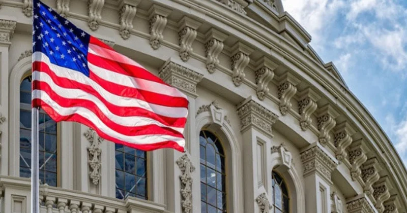 Amerikalı senatorlar Macarıstanı Rusiya neftindən imtina etməyə çağırıb