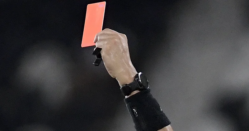 В Турции выдали ордера на арест 18 судей по делу о ставках на футбольные матчи