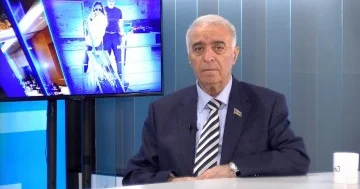 Bayraq Günü: Vətənə bağlılıq və milli həmrəylik