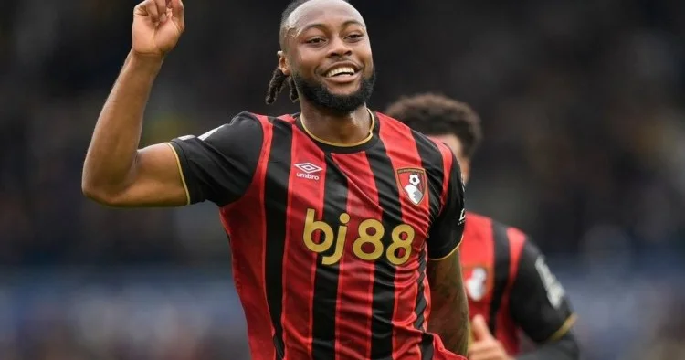 Liverpul 65 milyon funt sterlinqlik təklif göndərdi