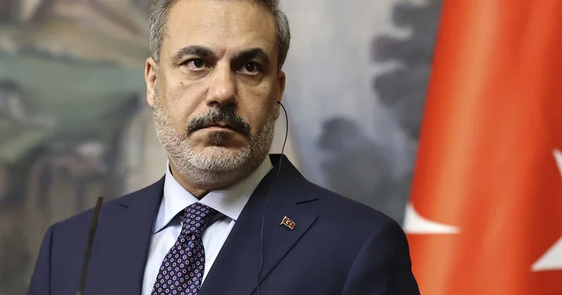 Fidan: Türkiyə Ukraynadakı münaqişənin həlli üçün Moskva və Kiyevlə əlaqə saxlayır